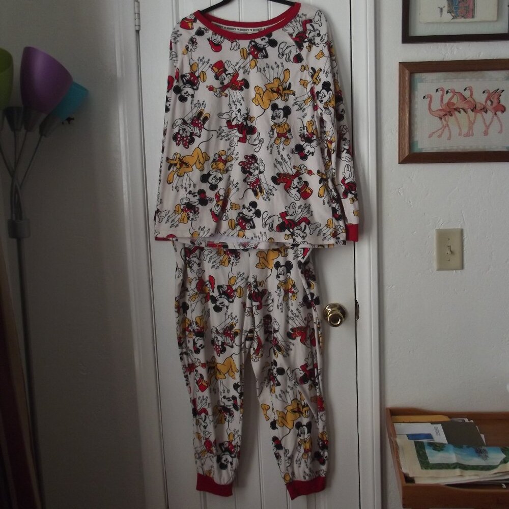 Mickey Mouse / Macy's Pajama Set - 2 Pc Set Float Crew Pajamas Set  WOMENS XL